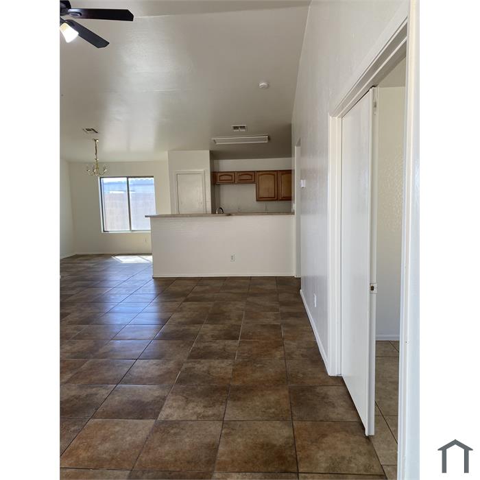 24035 N Desert Dr
