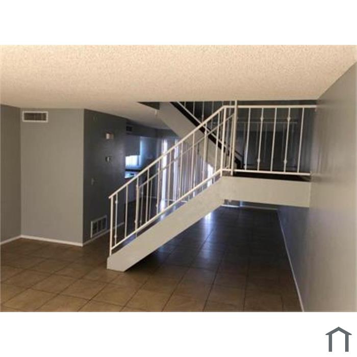 4304 W Solano Dr S