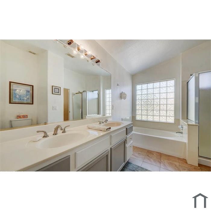 12518 W Edgemont Ave