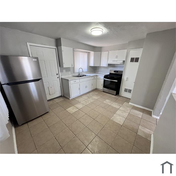220 E Fort Lowell Rd