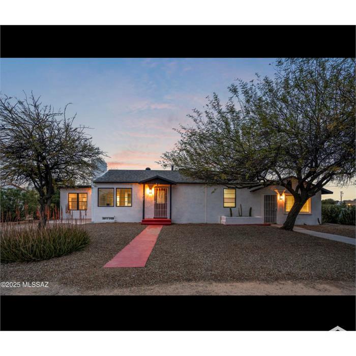 1402 S Country Club Rd