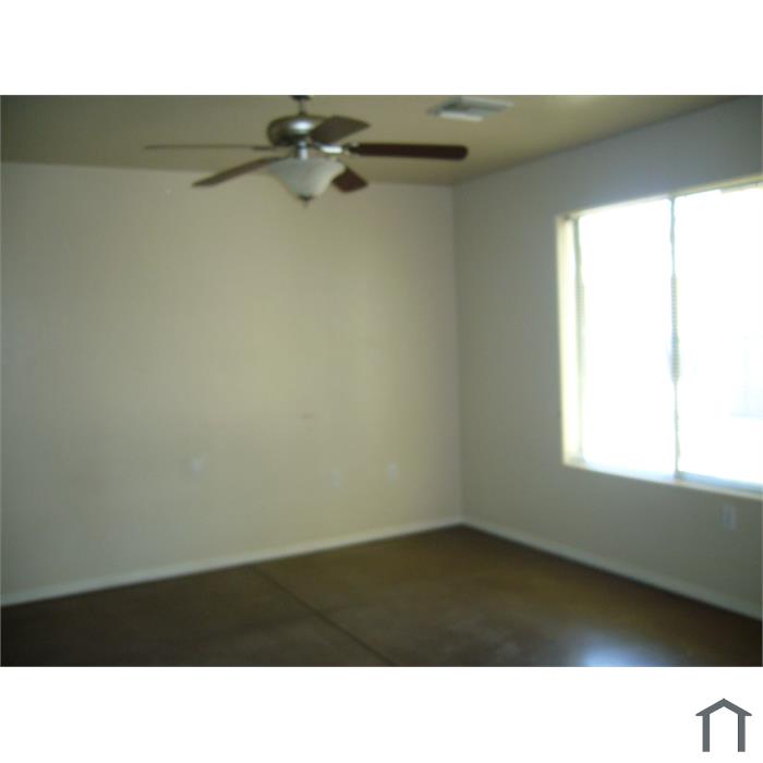 2452 N Haskell Dr