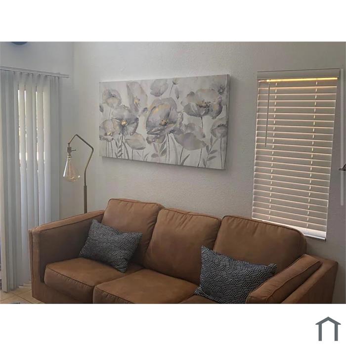 1810 E Blacklidge Dr