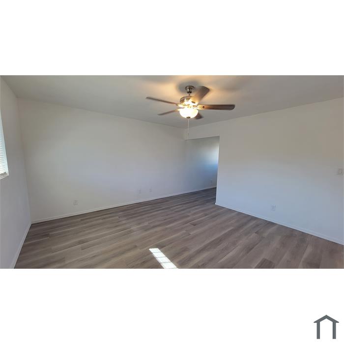 137 S Grande Ave