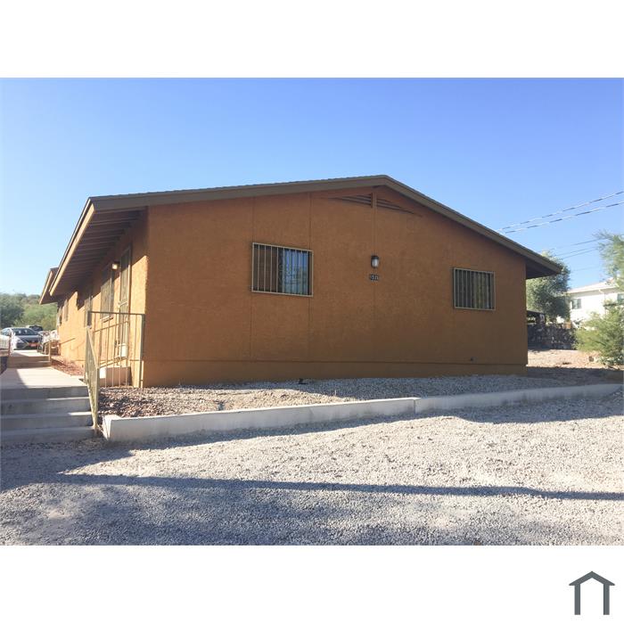 1535 W Tucson Ter