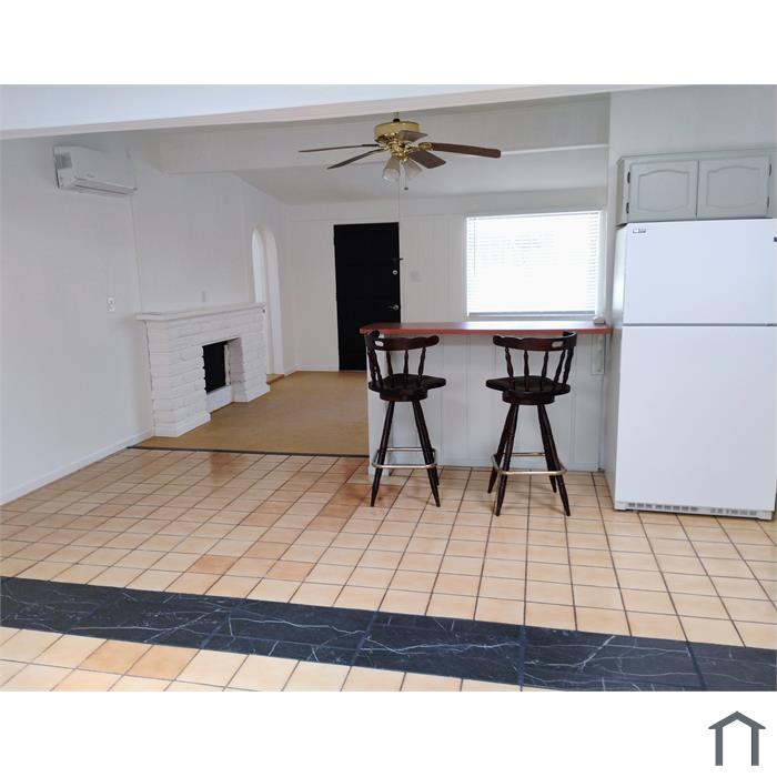 2901 W Milton Rd