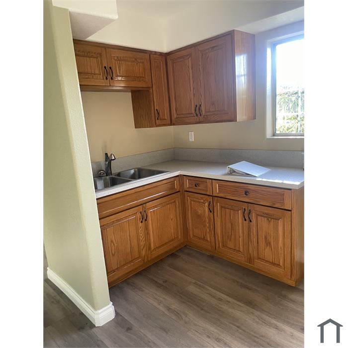 434 W 84th St