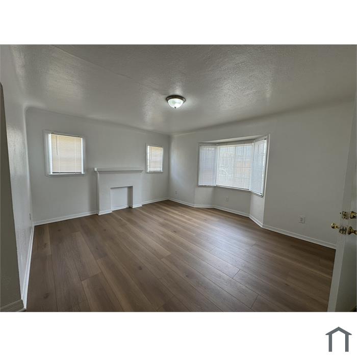 346 W 68th St