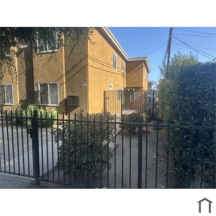 114 E 84th Pl