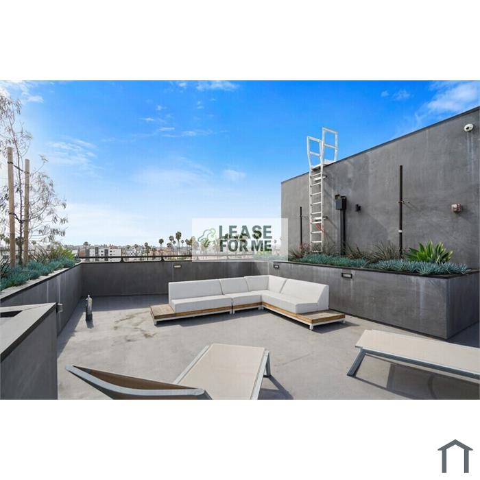 Mariposa Residences