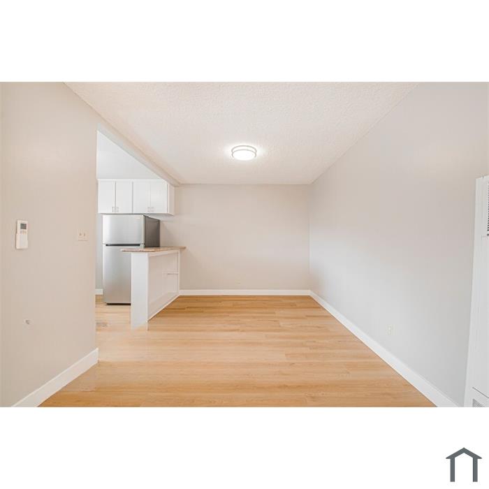 4505 Santa Rosalia Dr