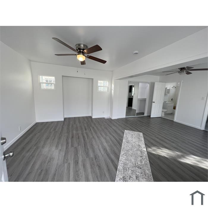 413 1/4 E 41st Pl