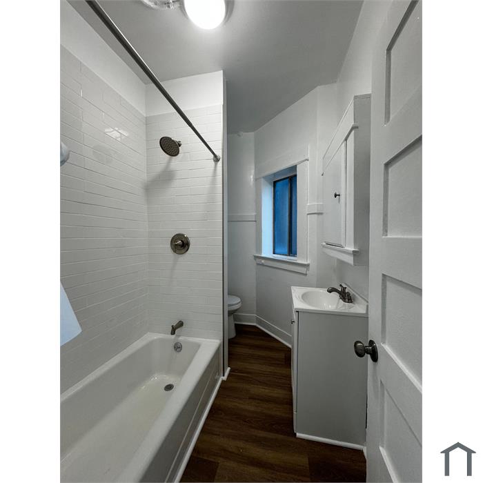 11th Place Midrise Apartments 