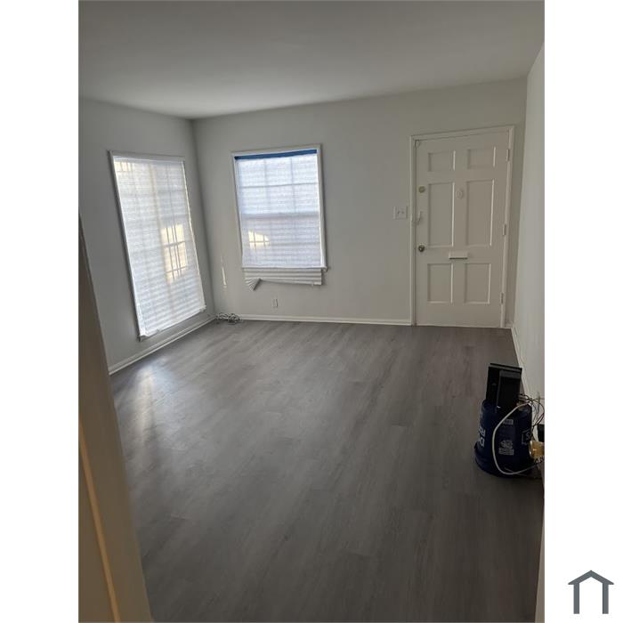 2183 W 27th St