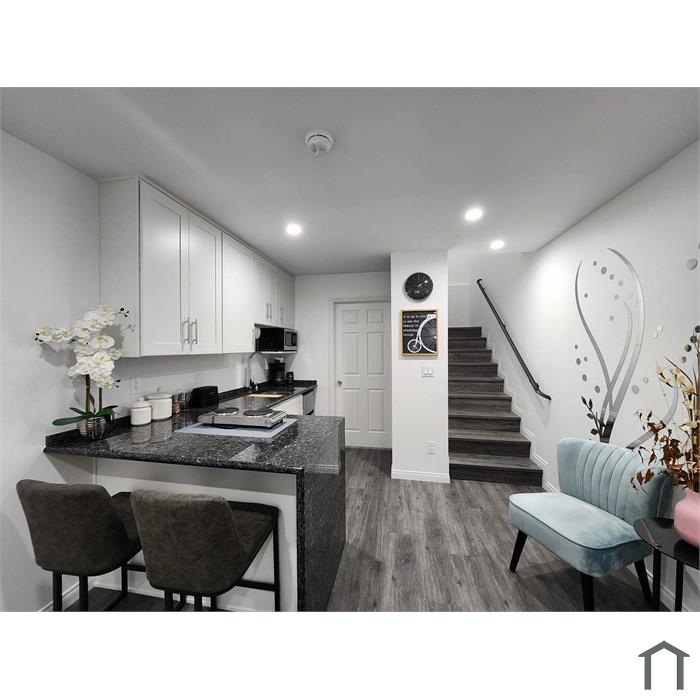 2910 Lincoln Park Ave