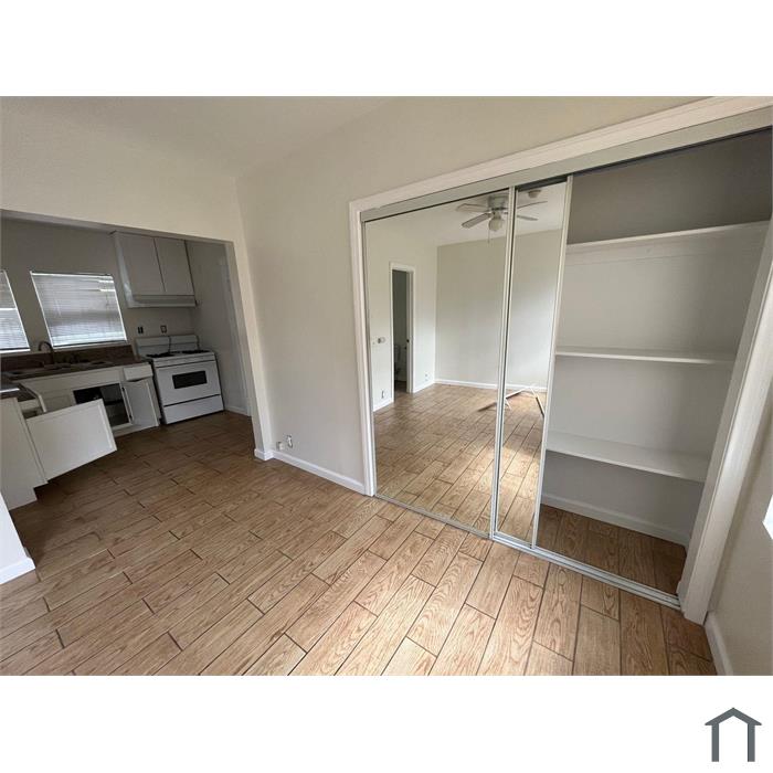 Recently Renovated Studio Apartment!