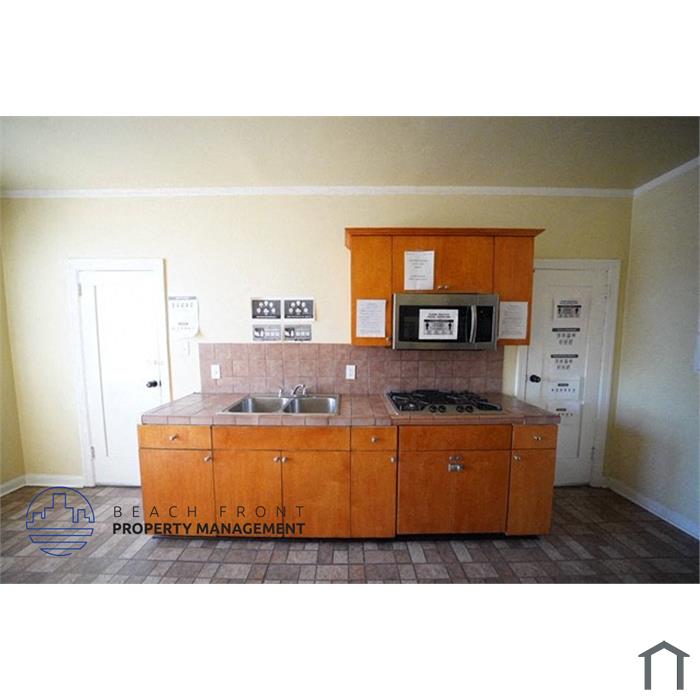 402 N. Soto St.