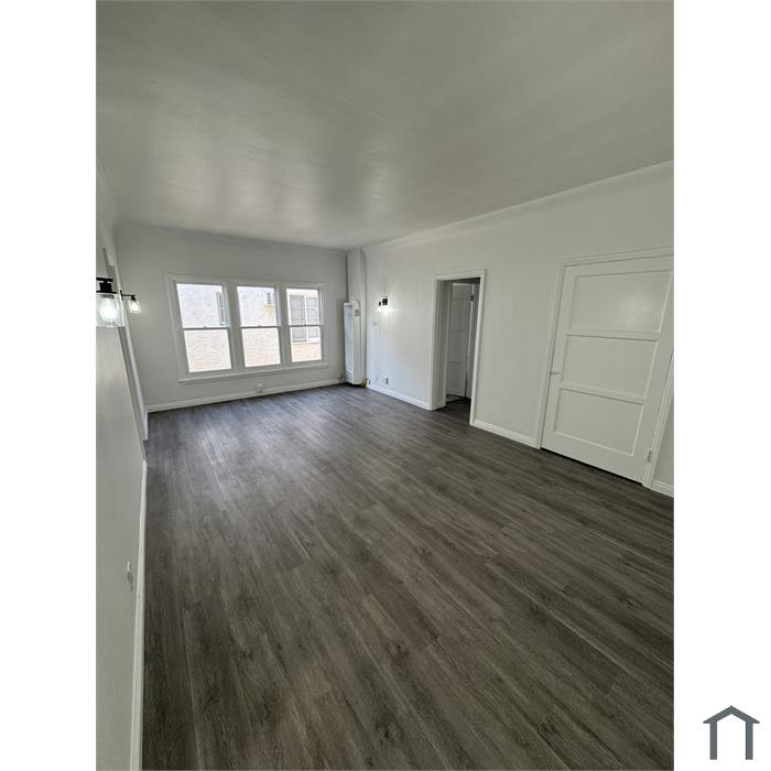401 N Genesee Ave