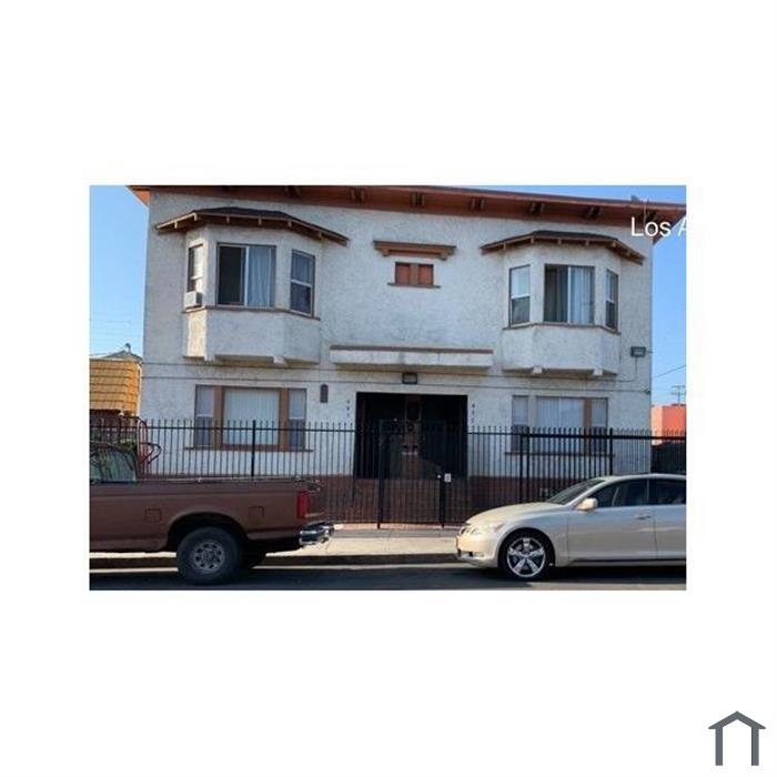 477 W 45th St