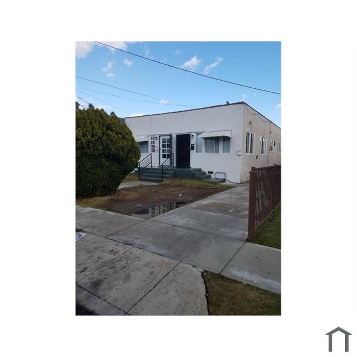 331 W 49th St