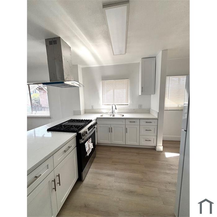 510 W 47th St