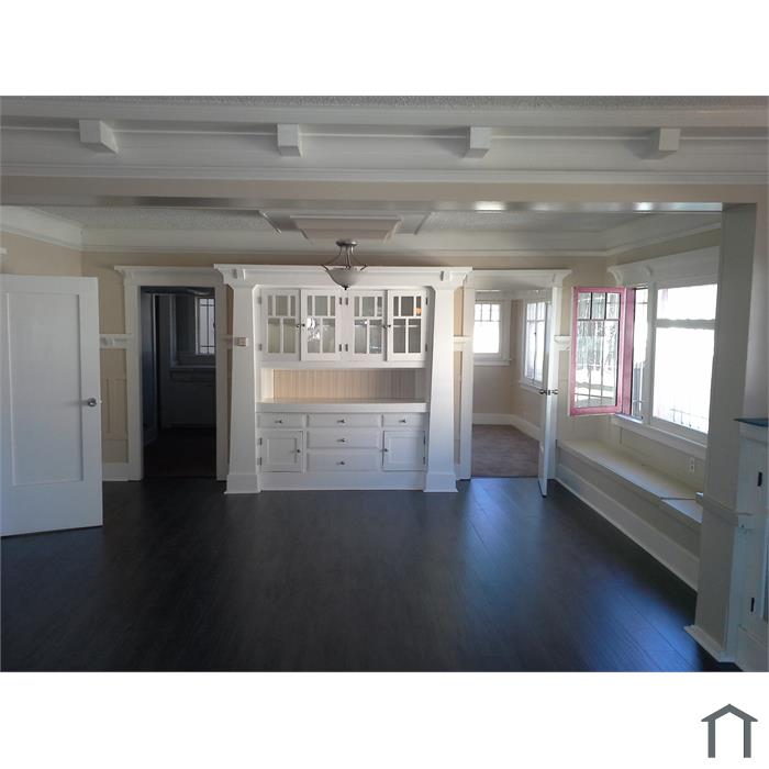 1317 W 55th St