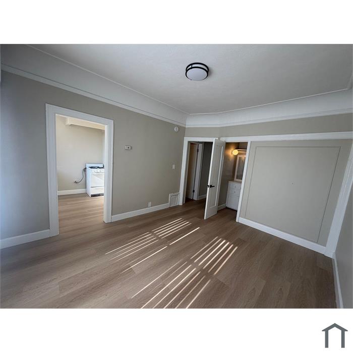 Newly Renovated Studio Apartment