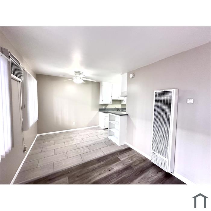 6552 La Mirada Ave