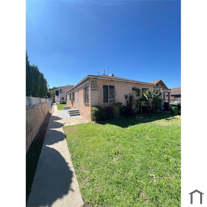 8937 Orchard Ave