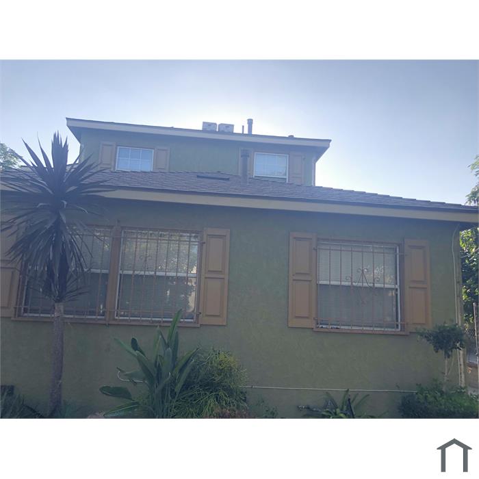 6411 S Van Ness Ave