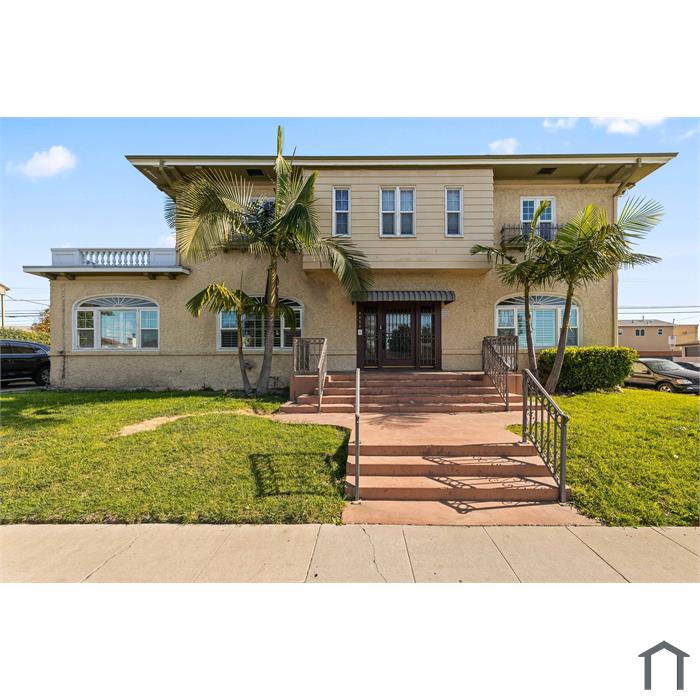 6250 S Van Ness Ave