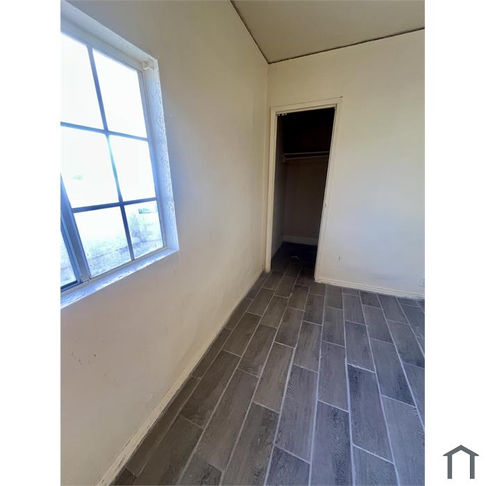 1448 W 106th St