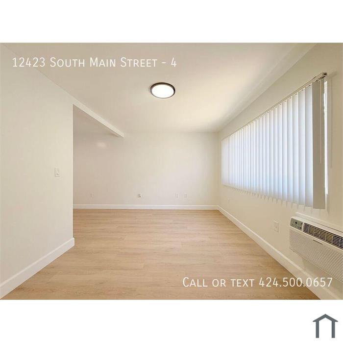 Bright 2BD/1BA  Central Location  Section 8 Welcome