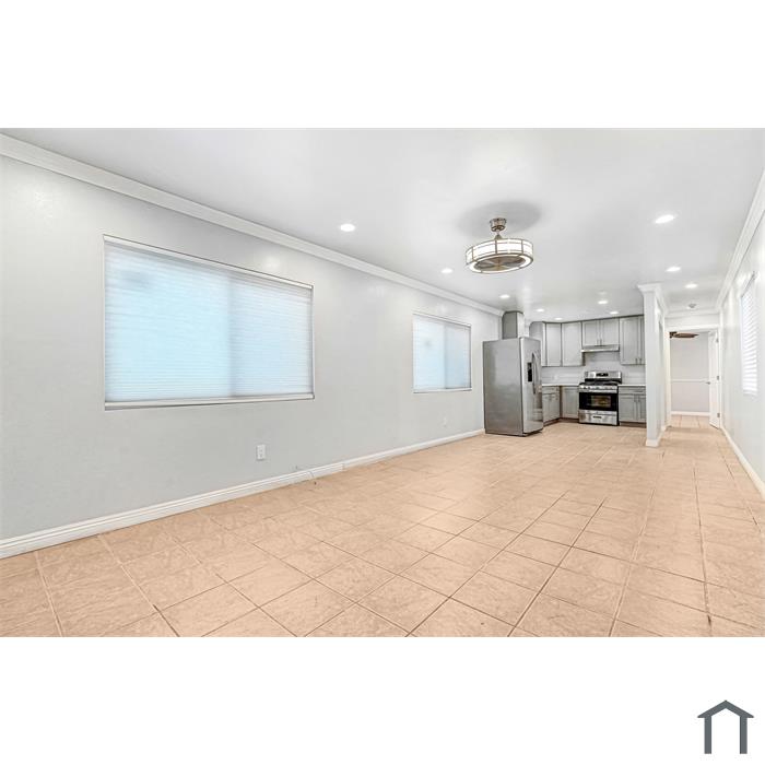 400 W 109th St