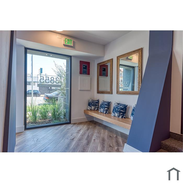 3855 Motor Ave