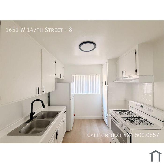 Spacious 2BD/1BA in Heart of Gardena