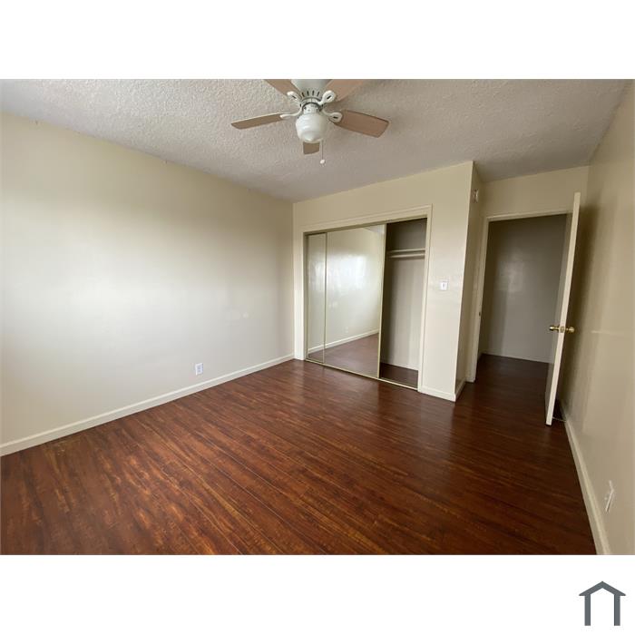 12117 York Ave
