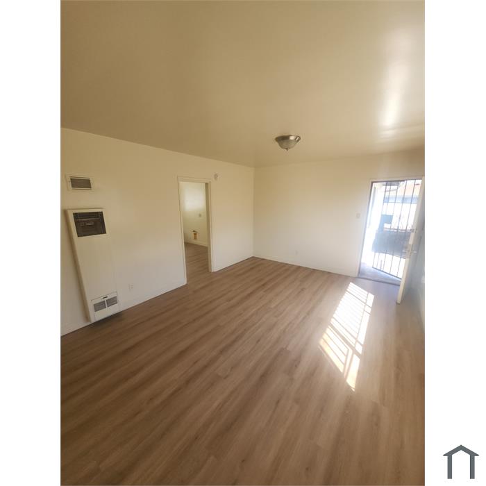 12242 Manor Dr