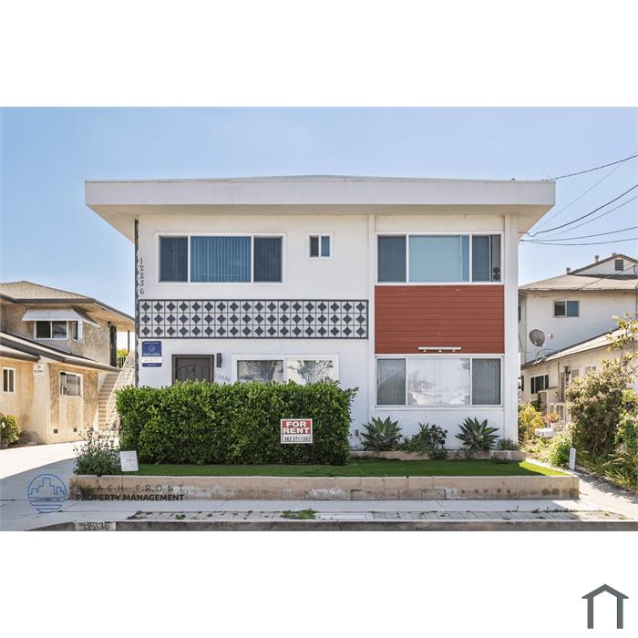 12236 Manor Drive