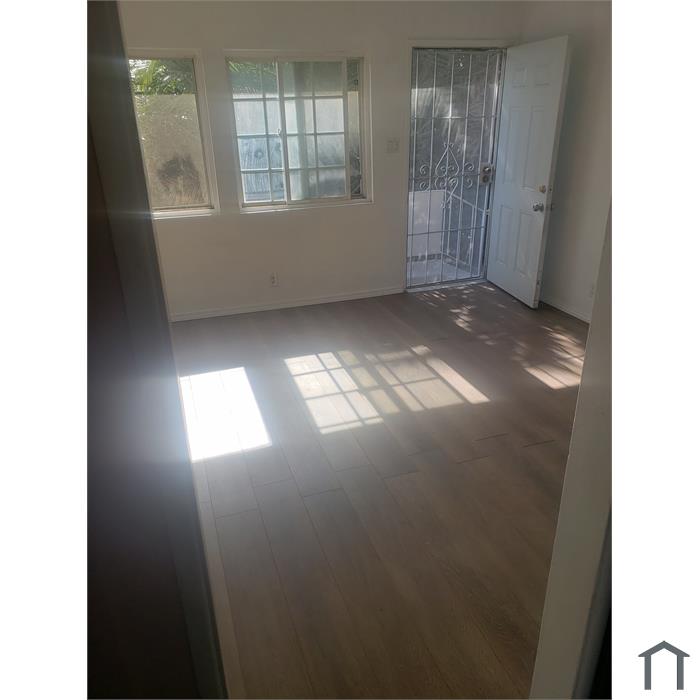1 Bedroom Apartment 3131 El Segundo Blvd in Lynwood, CA