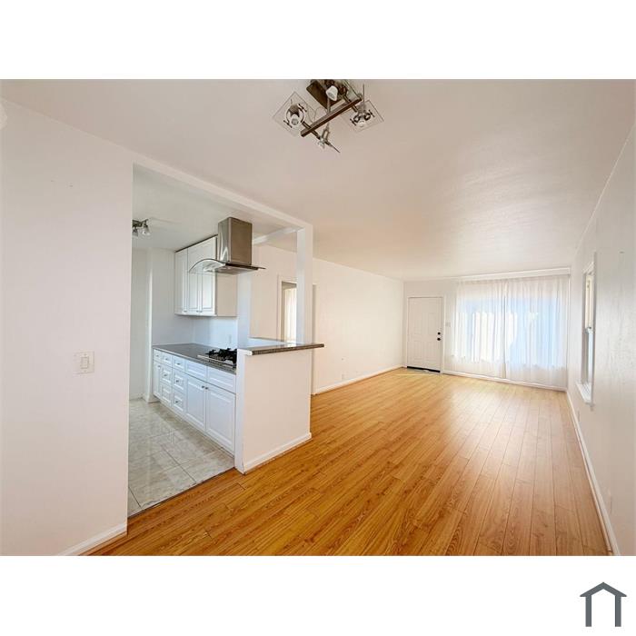 Modern 1BR Steps from the Sand - Downtown Manhattan Beach