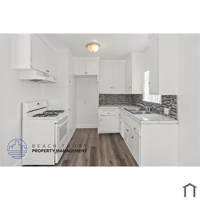 940-942 S. Flower Street