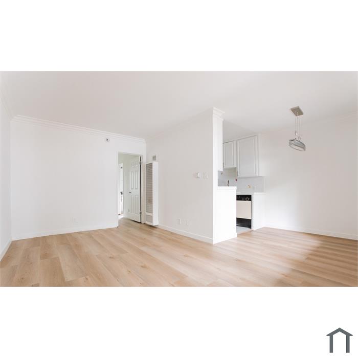 2241 Virginia Ave