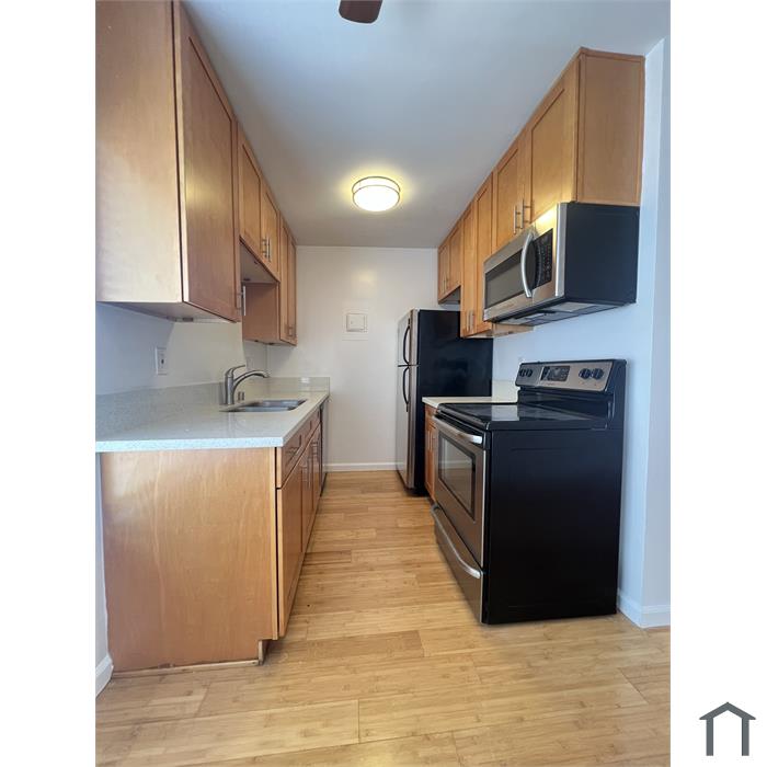2635 5th Street