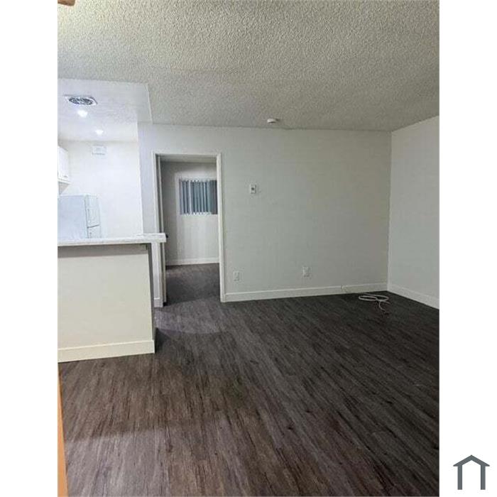 The Emerald Apartments