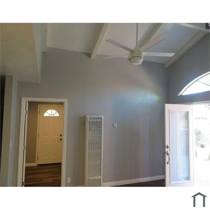 8411B Meadowlark Ln