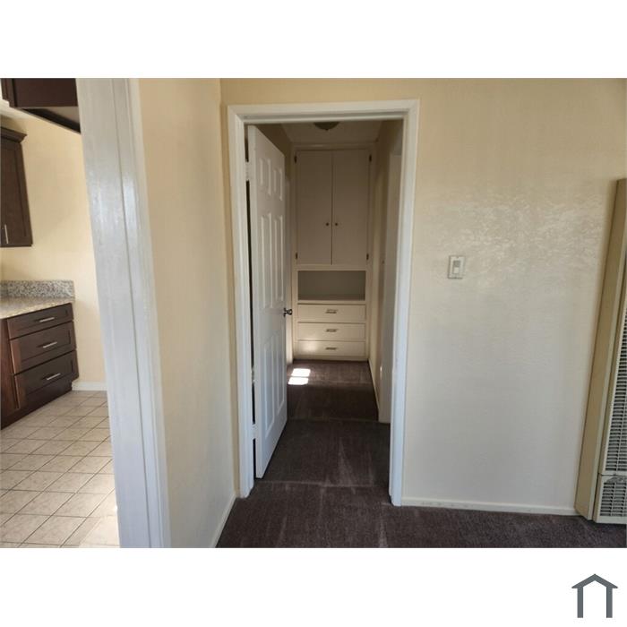 12303 Rosecrans Ave