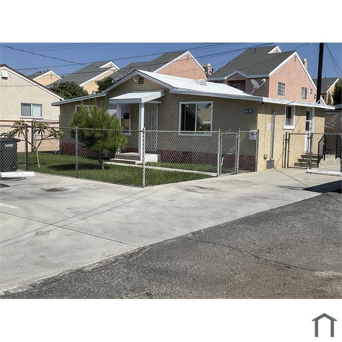 17818 Clark Ave