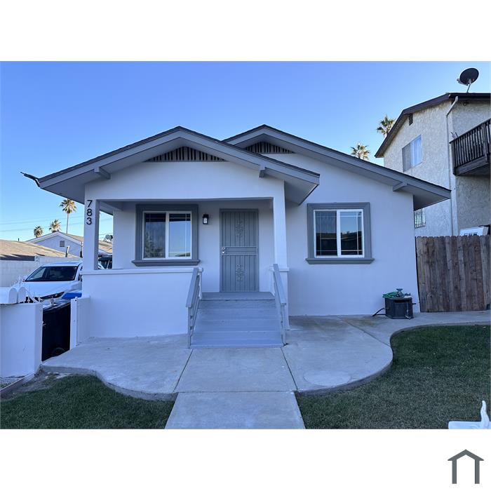 783 W Sepulveda St