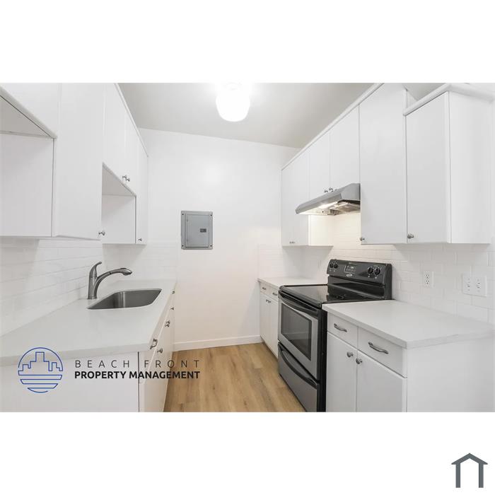 26 Alamitos Ave.